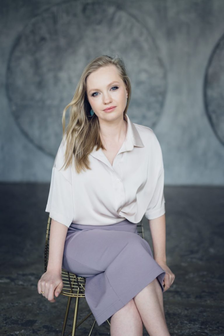 Ольга Сахарова